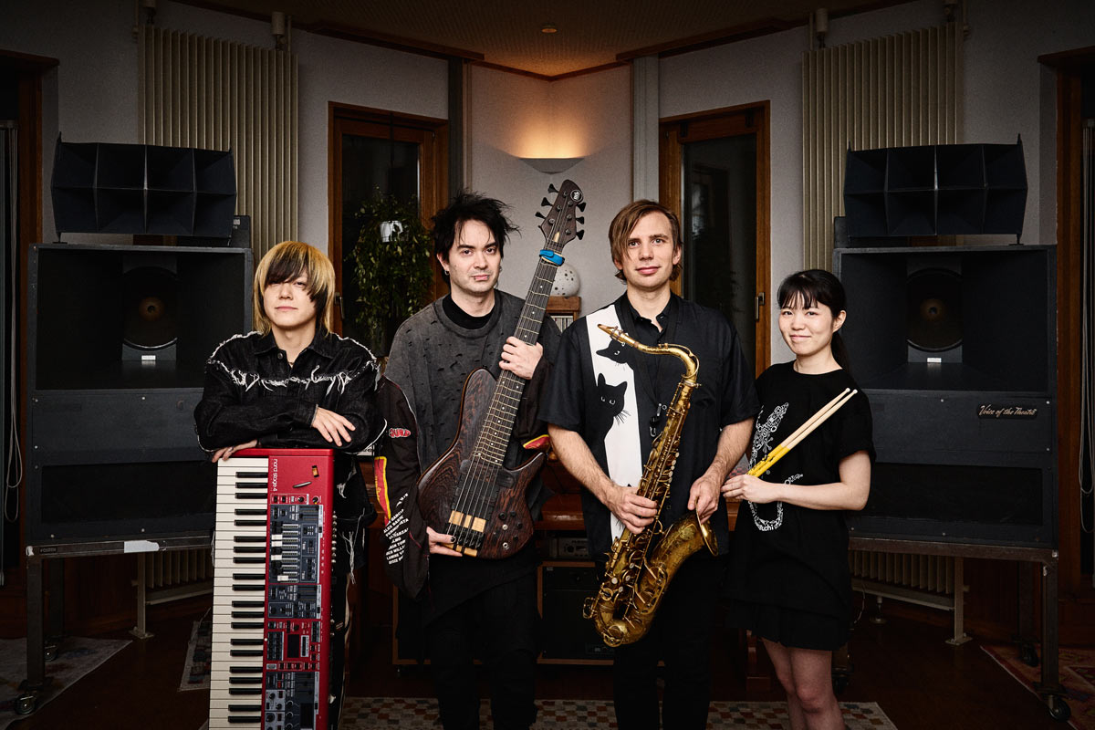 260701-img1 FOREST BLUE五所川原市のライブホールスタジオ・レストラン 260701 img1